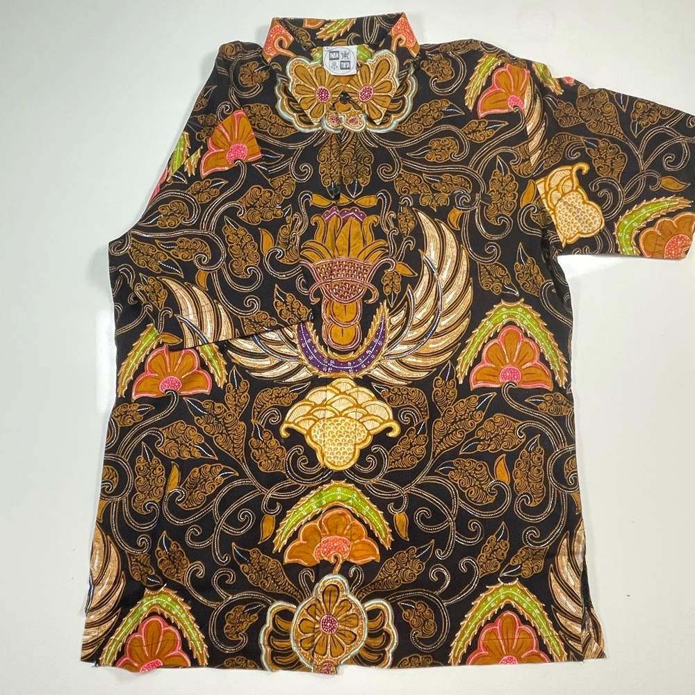 Iwan Tirta Men’s Batik Shirt